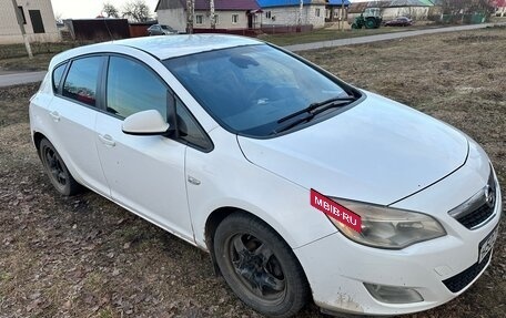 Opel Astra J, 2010 год, 500 000 рублей, 3 фотография