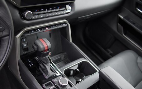 Toyota Tundra, 2025 год, 12 290 000 рублей, 18 фотография