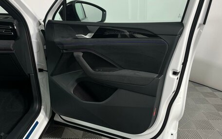 Volkswagen Tiguan, 2025 год, 4 600 000 рублей, 22 фотография