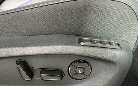 Volkswagen Tiguan, 2025 год, 4 600 000 рублей, 26 фотография