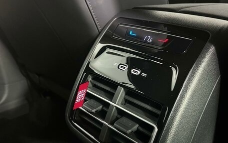 Volkswagen Tiguan, 2025 год, 4 600 000 рублей, 23 фотография