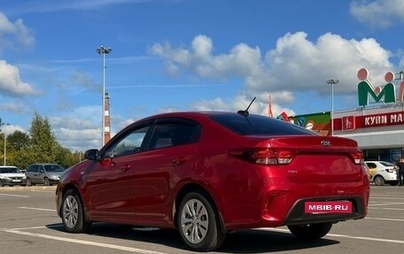 KIA Rio IV, 2018 год, 1 300 000 рублей, 4 фотография