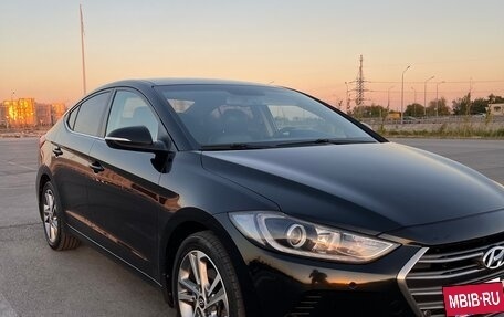 Hyundai Elantra VI рестайлинг, 2016 год, 1 580 000 рублей, 8 фотография