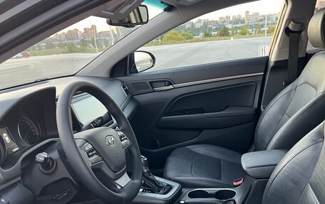 Hyundai Elantra VI рестайлинг, 2016 год, 1 580 000 рублей, 12 фотография