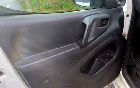 Peugeot Partner II рестайлинг 2, 2013 год, 485 000 рублей, 9 фотография