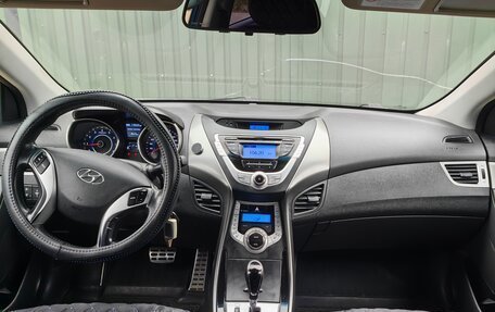 Hyundai Elantra V, 2012 год, 950 000 рублей, 13 фотография