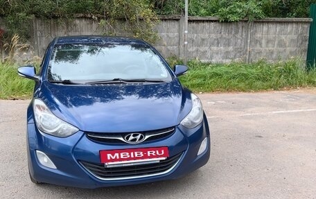 Hyundai Elantra V, 2012 год, 950 000 рублей, 18 фотография
