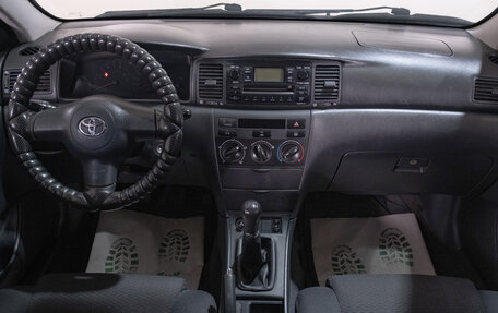 Toyota Corolla, 2004 год, 689 000 рублей, 10 фотография