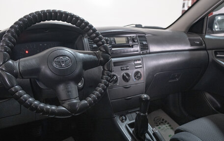 Toyota Corolla, 2004 год, 689 000 рублей, 9 фотография