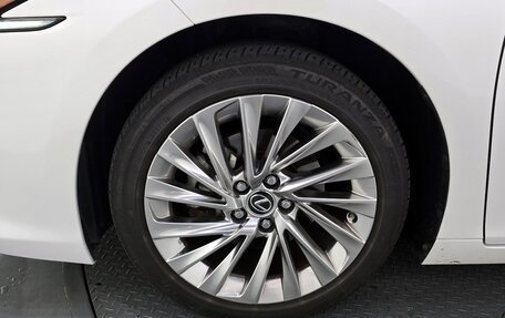 Lexus ES VII, 2020 год, 3 328 037 рублей, 5 фотография