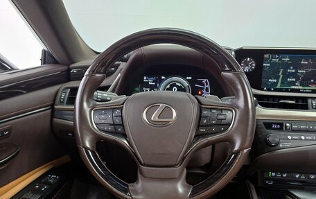 Lexus ES VII, 2020 год, 3 328 037 рублей, 13 фотография