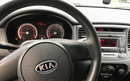 KIA Rio II, 2010 год, 630 000 рублей, 1 фотография