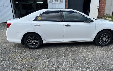Toyota Camry, 2012 год, 1 650 000 рублей, 4 фотография
