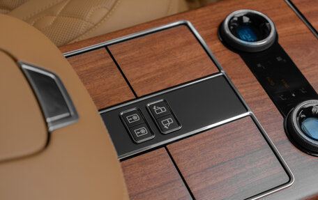 Land Rover Range Rover IV рестайлинг, 2021 год, 15 000 000 рублей, 28 фотография