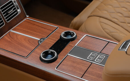 Land Rover Range Rover IV рестайлинг, 2021 год, 15 000 000 рублей, 34 фотография