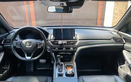Honda Accord IX рестайлинг, 2020 год, 2 350 000 рублей, 10 фотография