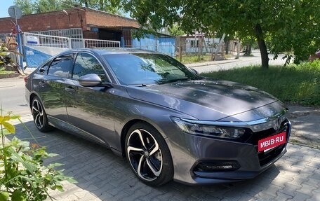 Honda Accord IX рестайлинг, 2020 год, 2 350 000 рублей, 2 фотография