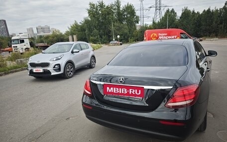 Mercedes-Benz E-Класс, 2019 год, 2 800 000 рублей, 12 фотография