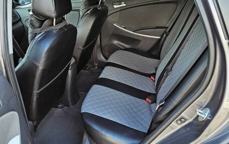 Hyundai Solaris II рестайлинг, 2012 год, 750 000 рублей, 3 фотография