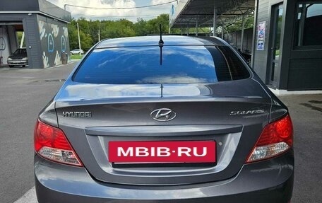 Hyundai Solaris II рестайлинг, 2012 год, 750 000 рублей, 9 фотография
