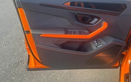 Lamborghini Urus I, 2025 год, 45 900 000 рублей, 13 фотография
