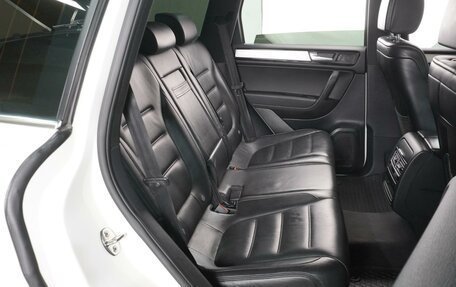 Volkswagen Touareg III, 2011 год, 2 099 000 рублей, 7 фотография