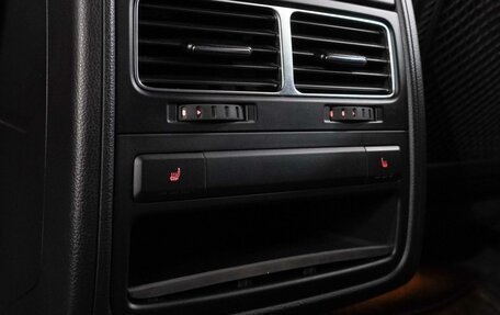 Volkswagen Touareg III, 2011 год, 2 099 000 рублей, 24 фотография