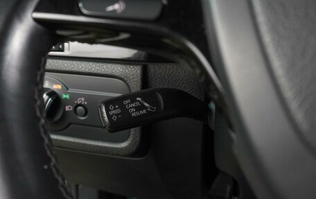 Volkswagen Touareg III, 2011 год, 2 099 000 рублей, 18 фотография
