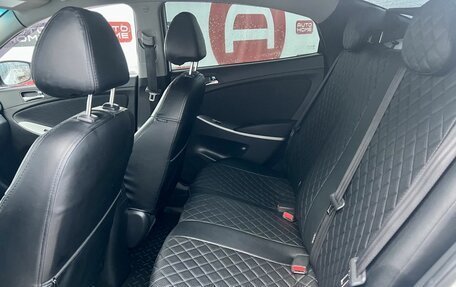 Hyundai Solaris II рестайлинг, 2013 год, 630 000 рублей, 12 фотография