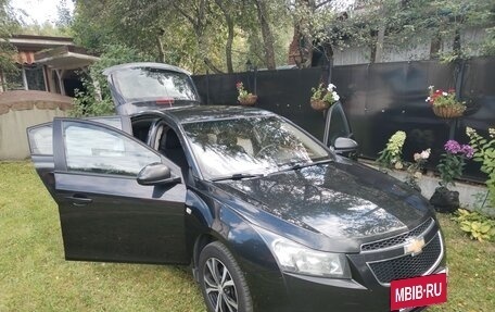 Chevrolet Cruze II, 2012 год, 700 000 рублей, 3 фотография