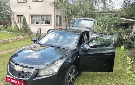 Chevrolet Cruze II, 2012 год, 700 000 рублей, 4 фотография