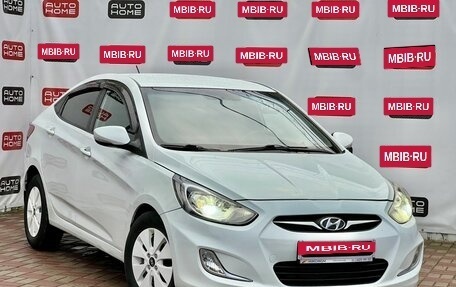 Hyundai Solaris II рестайлинг, 2013 год, 630 000 рублей, 3 фотография