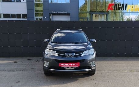 Toyota RAV4, 2013 год, 1 560 000 рублей, 2 фотография