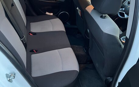 Chevrolet Cruze II, 2011 год, 900 000 рублей, 7 фотография