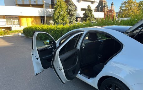 Skoda Octavia, 2017 год, 1 950 000 рублей, 10 фотография