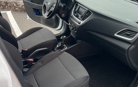 Hyundai Solaris II рестайлинг, 2018 год, 1 390 000 рублей, 8 фотография