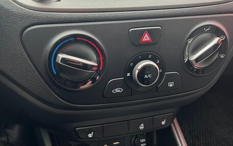 Hyundai Solaris II рестайлинг, 2018 год, 1 390 000 рублей, 18 фотография