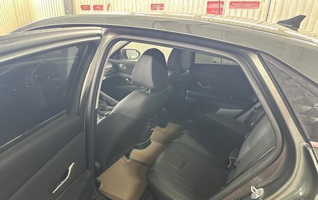 Hyundai Elantra, 2023 год, 2 390 000 рублей, 7 фотография