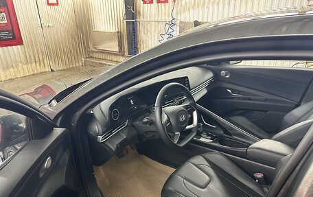 Hyundai Elantra, 2023 год, 2 390 000 рублей, 5 фотография