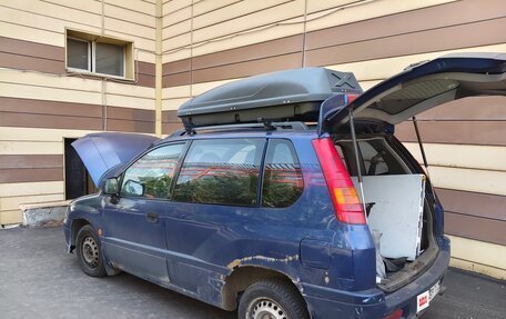 Mitsubishi Space Runner II, 1999 год, 180 000 рублей, 3 фотография