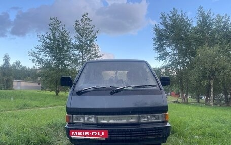 Nissan Largo III (W30), 1993 год, 161 000 рублей, 2 фотография