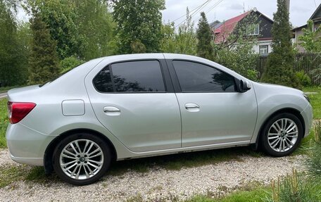 Renault Logan II, 2018 год, 850 000 рублей, 7 фотография