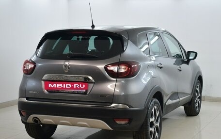 Renault Kaptur I рестайлинг, 2016 год, 1 390 000 рублей, 4 фотография