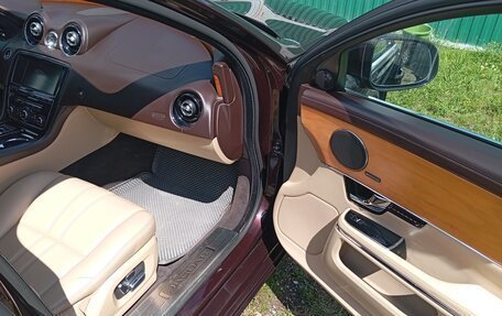 Jaguar XJ IV (X351), 2013 год, 2 500 000 рублей, 9 фотография