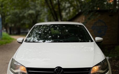 Volkswagen Polo VI (EU Market), 2012 год, 650 000 рублей, 5 фотография