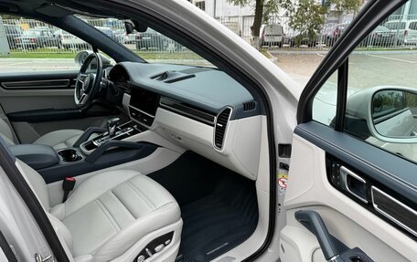 Porsche Cayenne III, 2021 год, 9 490 000 рублей, 15 фотография