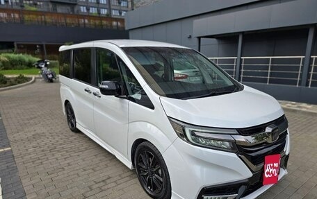 Honda Stepwgn IV, 2019 год, 2 850 000 рублей, 7 фотография
