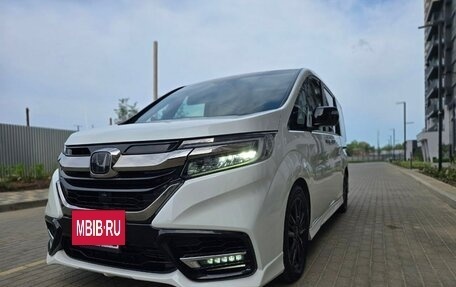 Honda Stepwgn IV, 2019 год, 2 850 000 рублей, 15 фотография