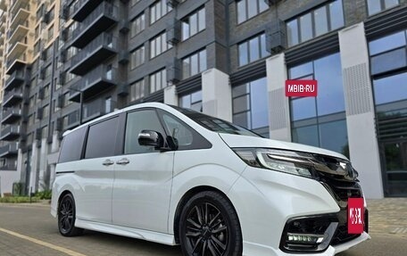 Honda Stepwgn IV, 2019 год, 2 850 000 рублей, 20 фотография