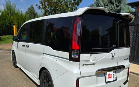 Honda Stepwgn IV, 2019 год, 2 850 000 рублей, 37 фотография
